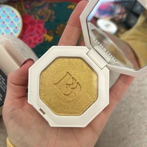 Never used Fenty Trophy Wife